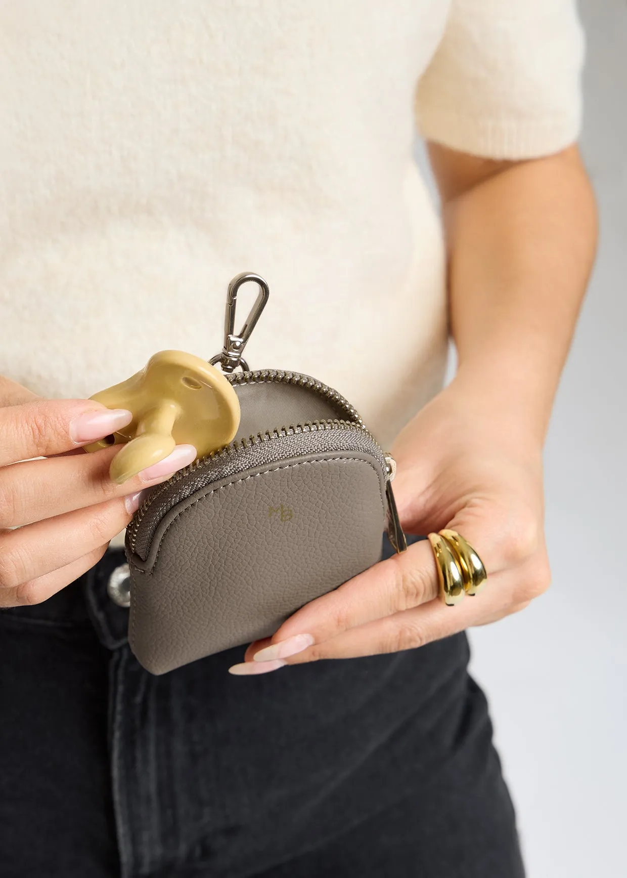 BAIE Clip Pouch (Vegan)