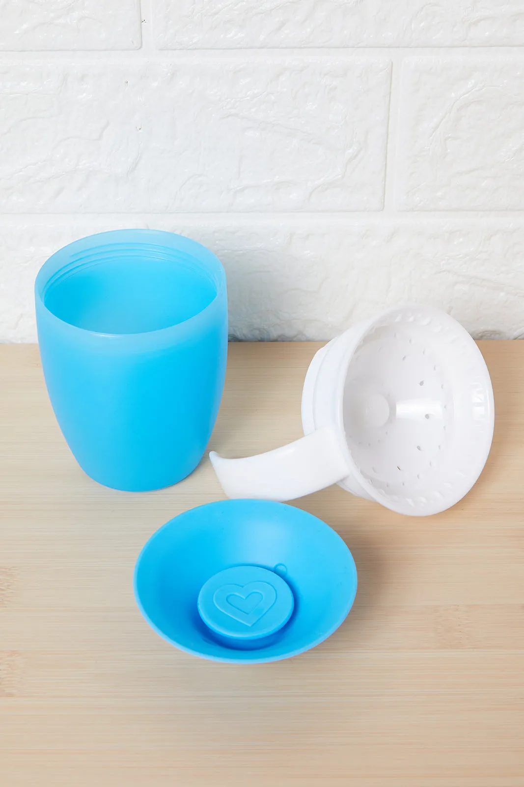 Blue Munchkin Miracle 360 Trainer Cup