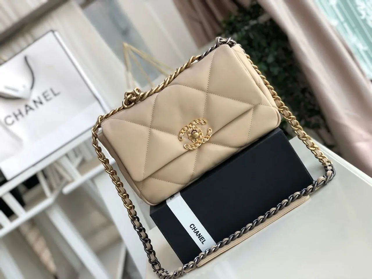 CHL 19 Flap Bag Beige For Women 10.1in/26cm